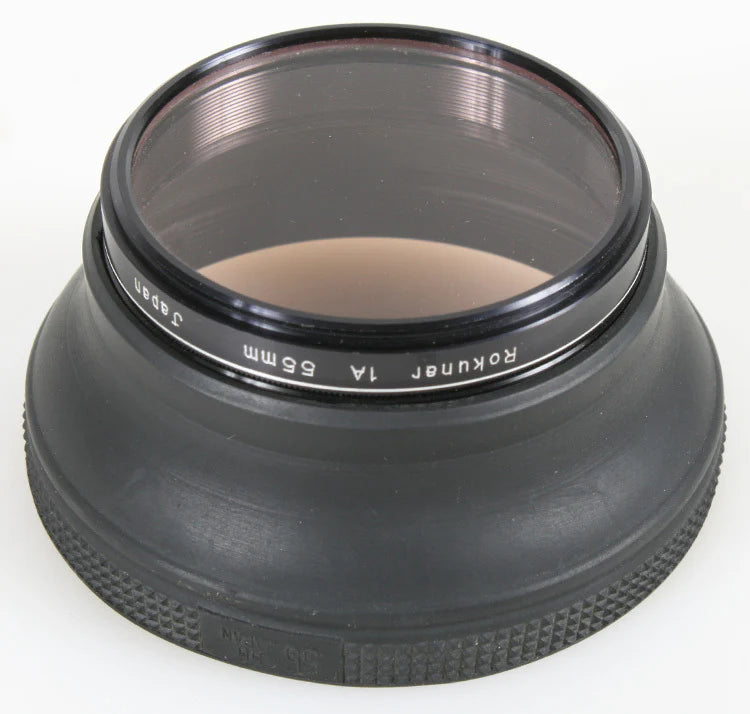 55MM RUBBER LENS HOOD WITH SKY 1A FILTER