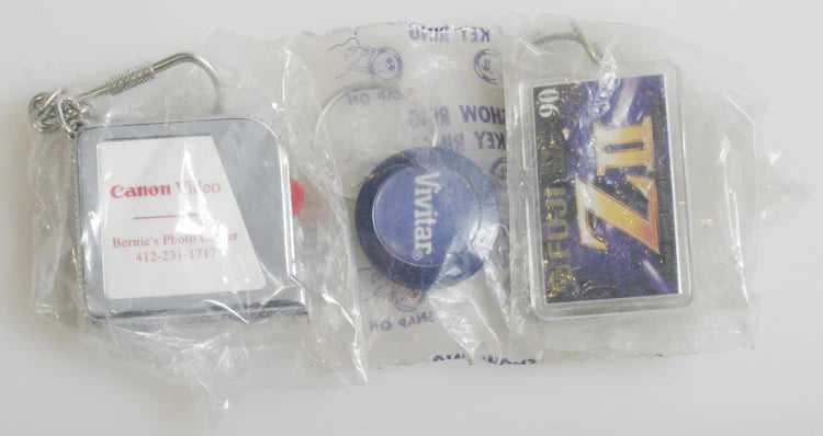 CAMERA BRAND KEYCHAINS SET OF 3 CANON/FUJI/VIVITAR