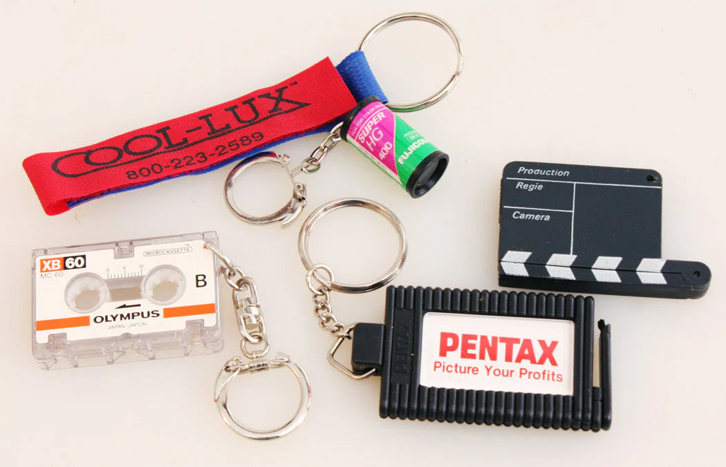 CAMERA KEYCHAINS SET OF 5 PENTAX/OLYMPUS/FUJI/COOL-LUX