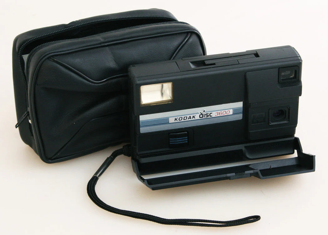 DISC CAMERA WITH CASE