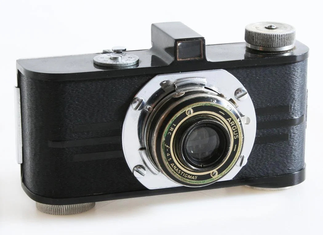 Vintage Art Deco Bakelite Camera