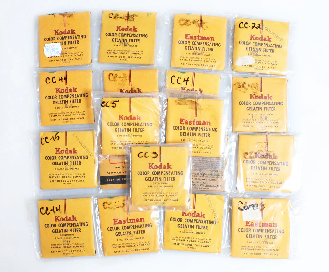 KODAK 2 INCH WRATTEN GEL FILTERS MIXED LOT OF 19