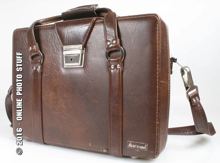 CAMERA CASE 1970S VINTAGE PHOTOGRAPHERS CASE BROWN W/ SHOULDER + HAND STRAP