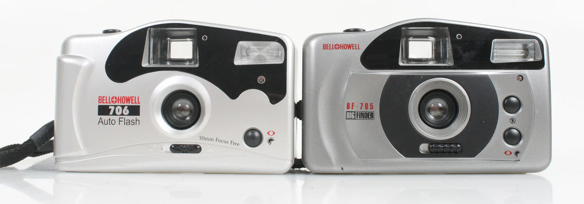 2 BELL 7 HOWELL POINT AND SHOOT CAMERAS