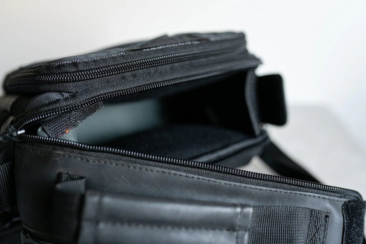 Vintage Caselogic Camera Bag w/ Strap