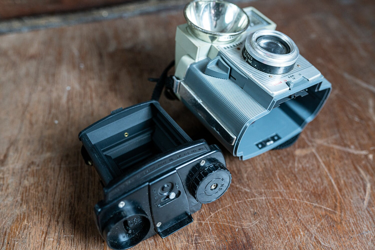 Kodak Brownie Flashmite 20 620 Film Camera w/ Manual for Prop or Display