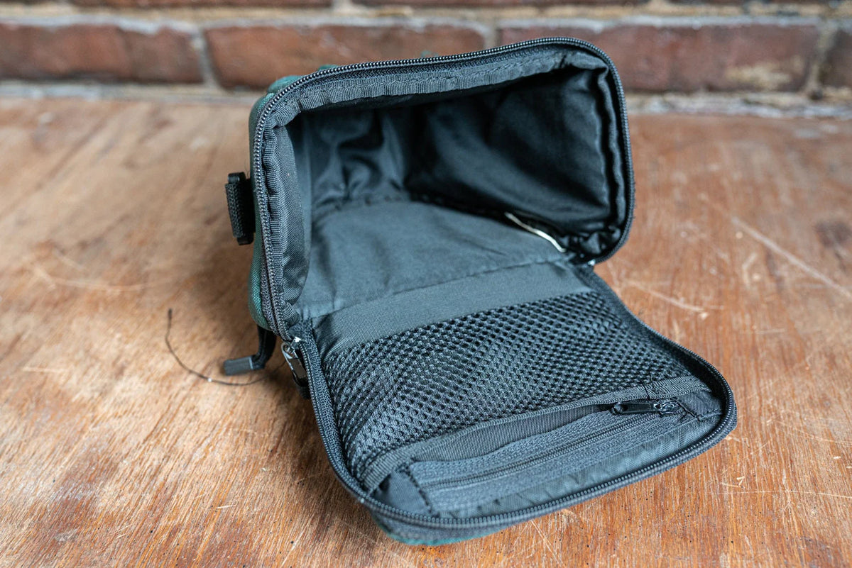 Vintage Green and Black Quantaray Camera Holster Case