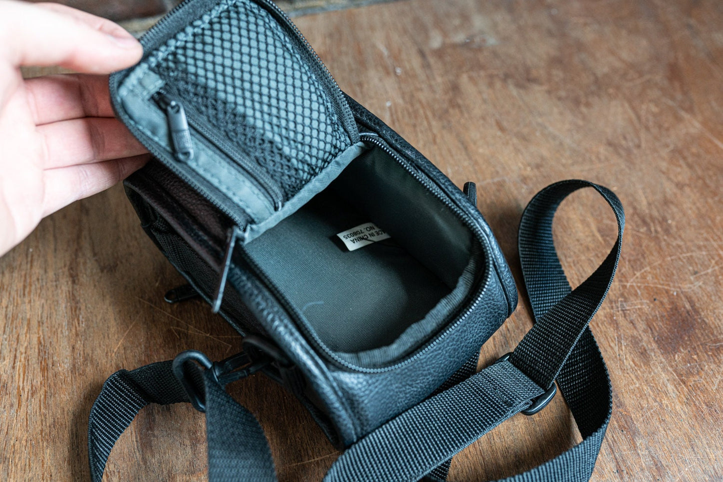 Vintage Black Case Logic Camera Case w/ Strap