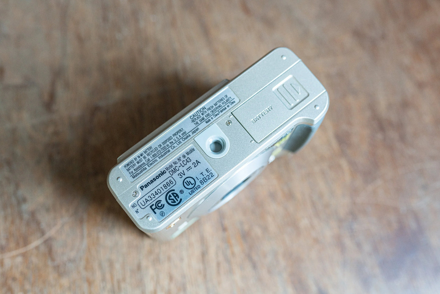Panasonic Lumix DMC-LC4 Digital Point and Shoot Camera w/ Leica Lens