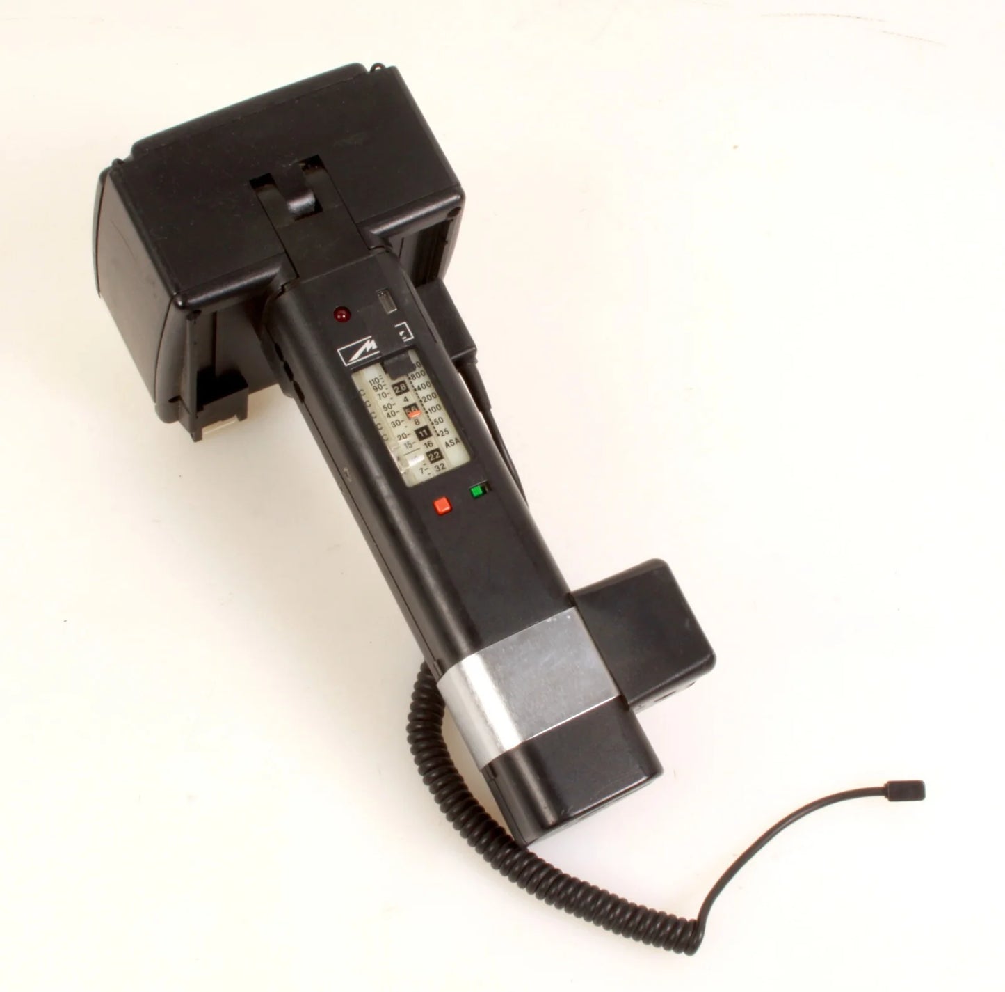 Vintage Metz Mecablitz 60 CT-1 Flash with Sync Cable - Compact, High-Power Hot-Shoe PC-Sync for SLRs & Early Digital