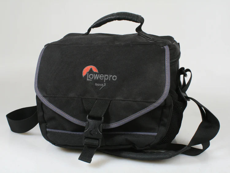 CAMERA BAG, BLACK LOWEPRO