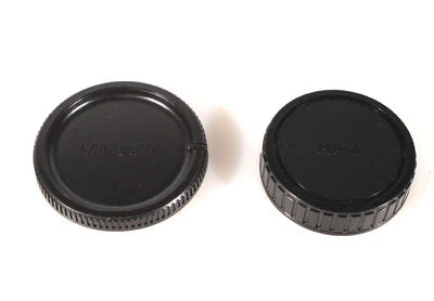 MINOLTA MD REAR LENS CAP WITH BC1000 BODY CAP