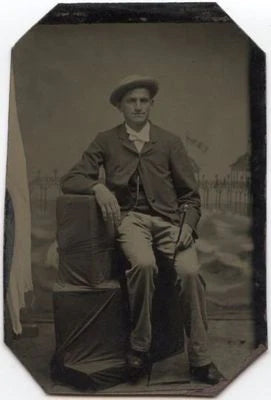 CIVIL WAR ERA - MAN WITH WALKING STICK + OCEAN BACKDROP TINTYPE