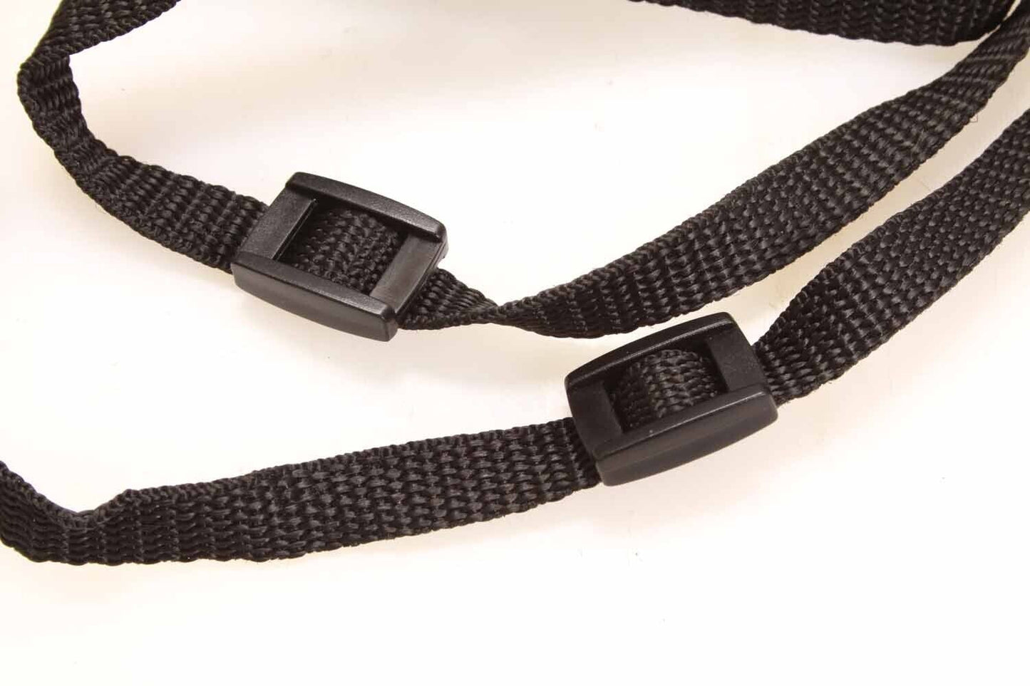 THIN BLACK CAMERA STRAP