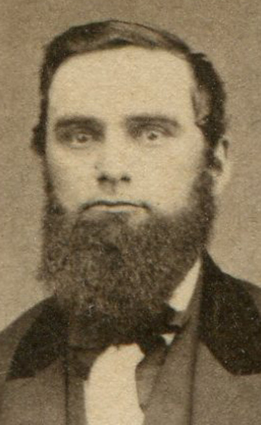CIVIL WAR ERA CDV. MAN, FULL BEARD, STANDING POSE.