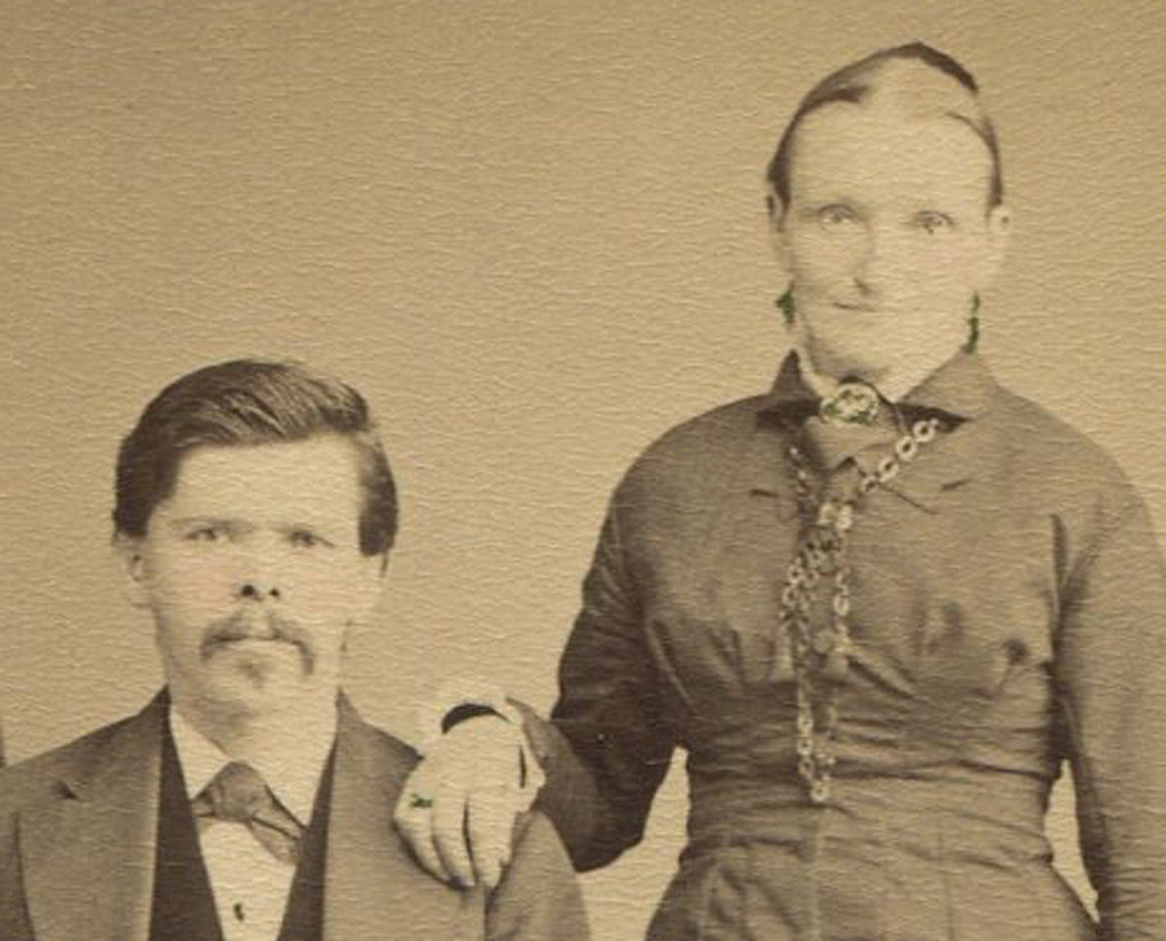 ELFISH COUPLE IN AFFECTIONATE POSE. TINTED CDV. ALLEGHENY CITY, PA.