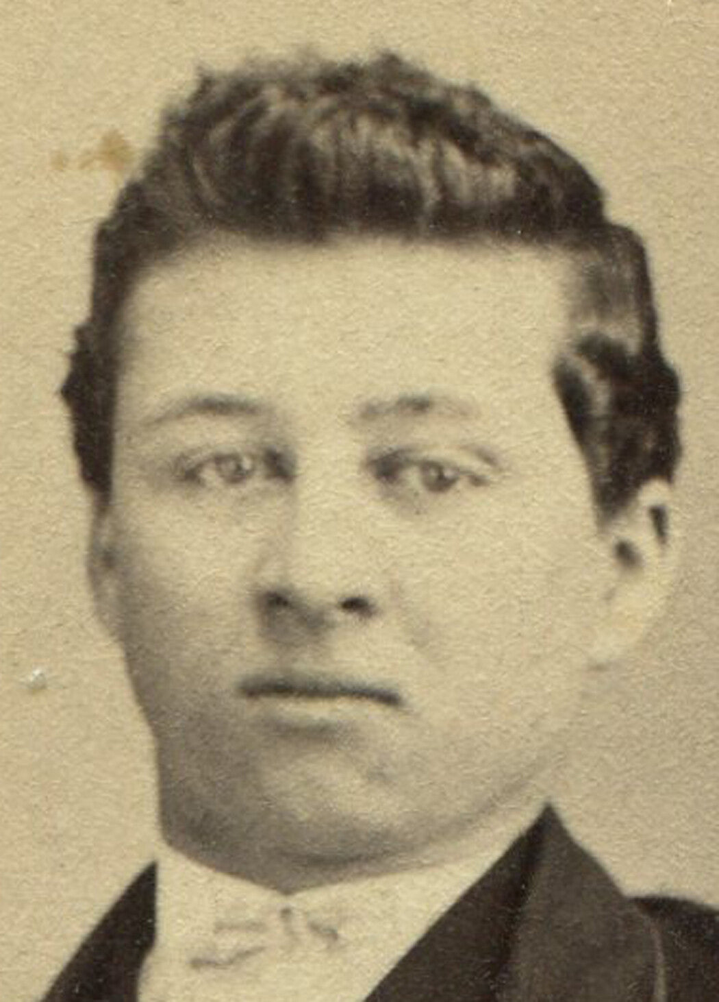 YOUNG MAN, CONSTIPATED EXPRESSION, STIFFLY POSED. CDV. MAUCH CHUNK, PA.