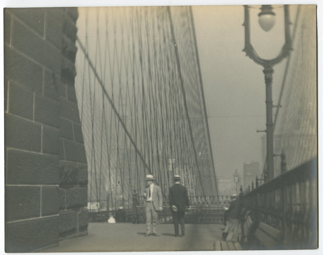 PHOTO PICTORIALISM, PEDESTRIANS ON BROOKLYN BRIDGE WALKWAY. VINTAGE 1920.
