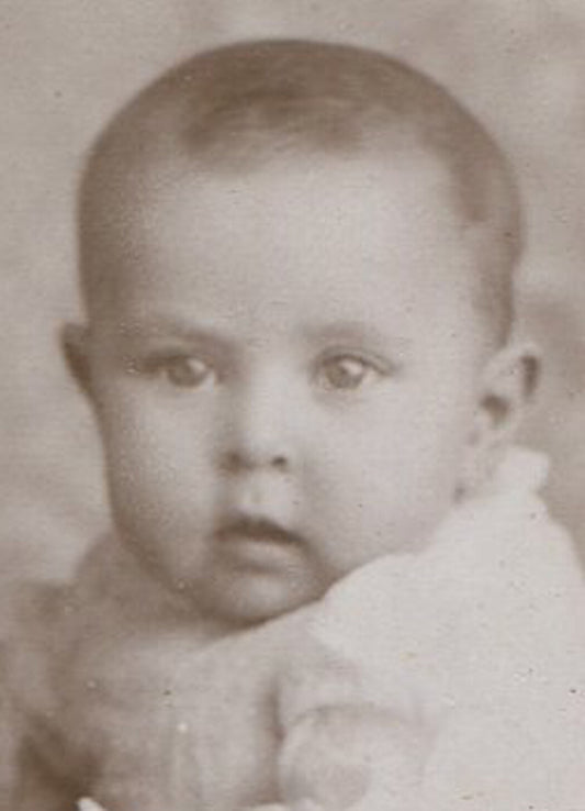 UNHAPPY BABY POSED ON CHAIR. CABINET CARD. NAPERVILLE, ILLINOIS.