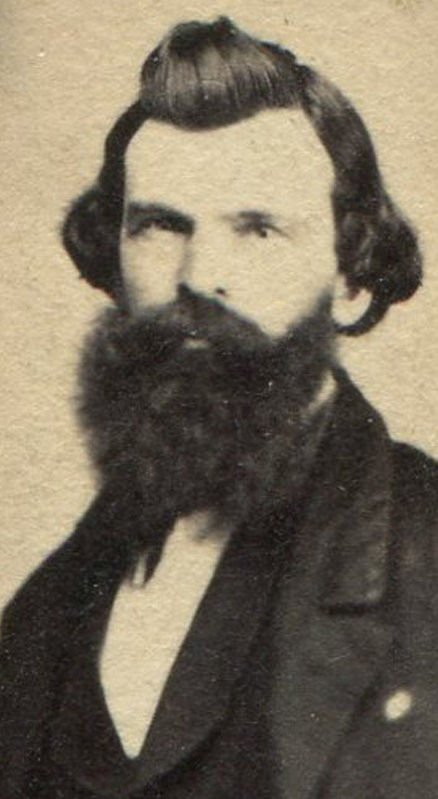 MAN WITH VERY THICK BEARD. STRONG CONTRAST. CDV.