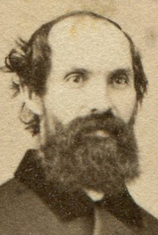 CIVIL WAR ERA CDV. MAN, NAPOLEON POSE HOLDING TOP HAT. HUDSON, N.Y.