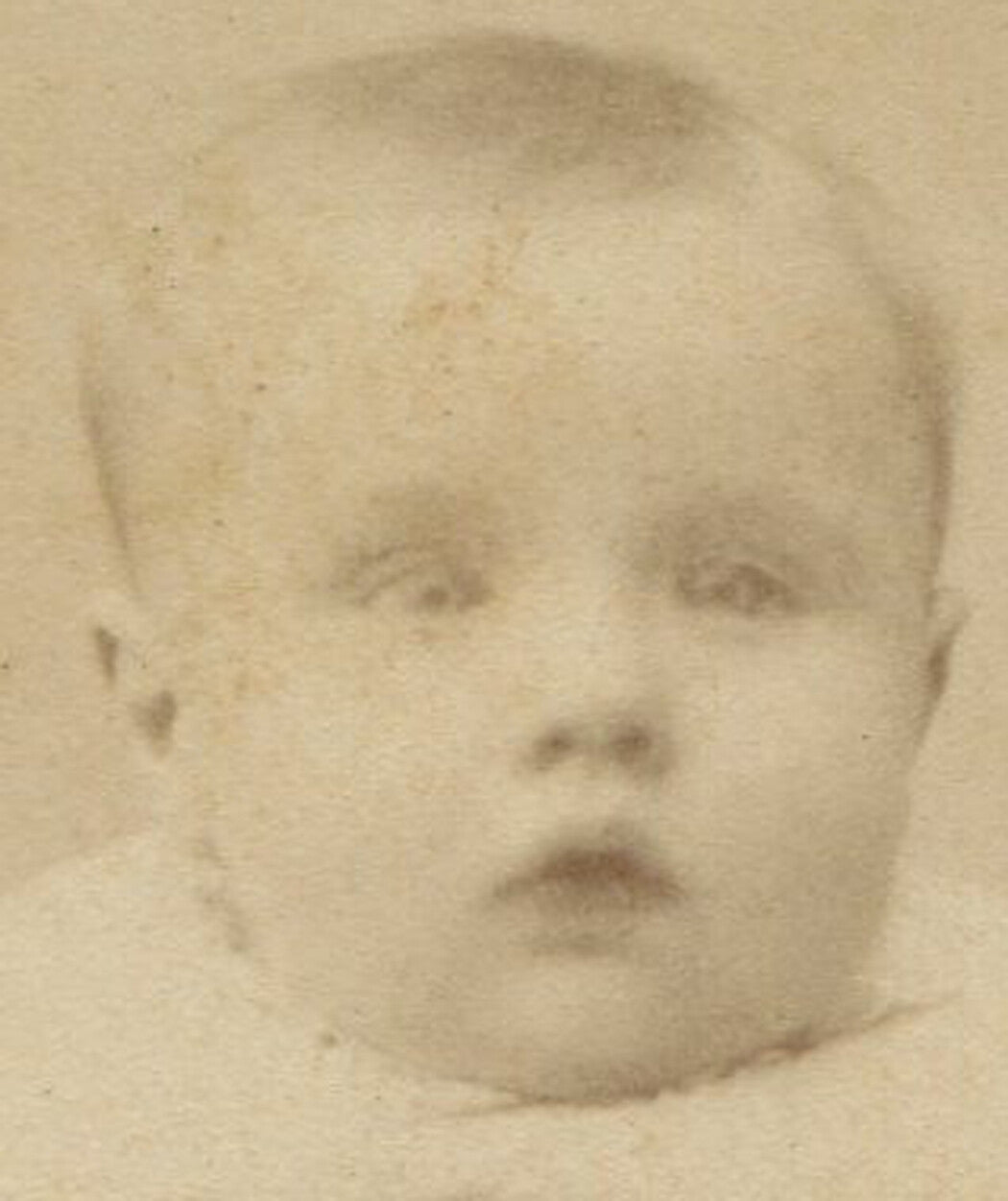 BABY WONDERING WHAT ALL THE FUSS IS ABOUT. CABINET CARD. EAST SAGINAW, MICHIGAN.