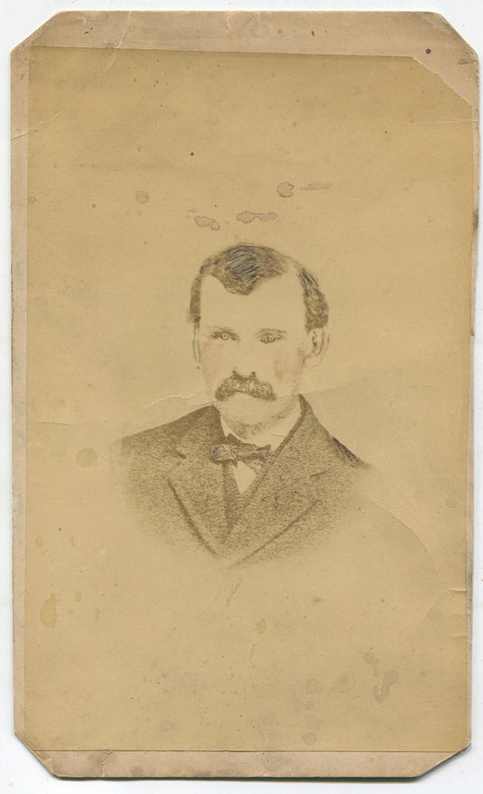 ALBUMEN PHOTO OF A SALT PRINT PHOTO. VINTAGE. 10 X 6 INCHES.