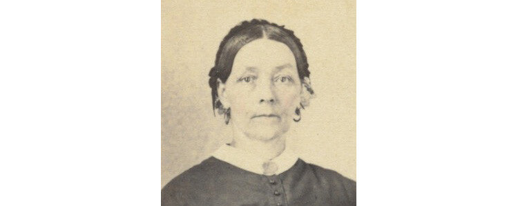CIVIL WAR ERA LADY, CDV PHOTO