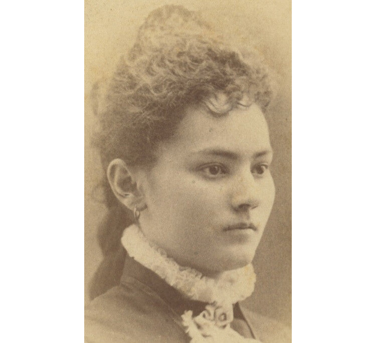 WINFIELD, KAN, CDV PHOTO BY RODOCKER, PORTRAIT OF PRETTY LADY