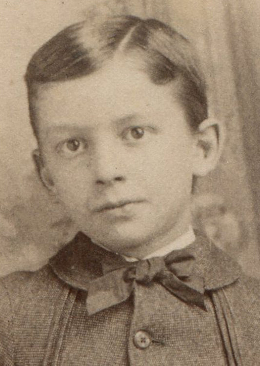 YOUNG BOY, SCROLL STYLE PRESENTATION. CDV.