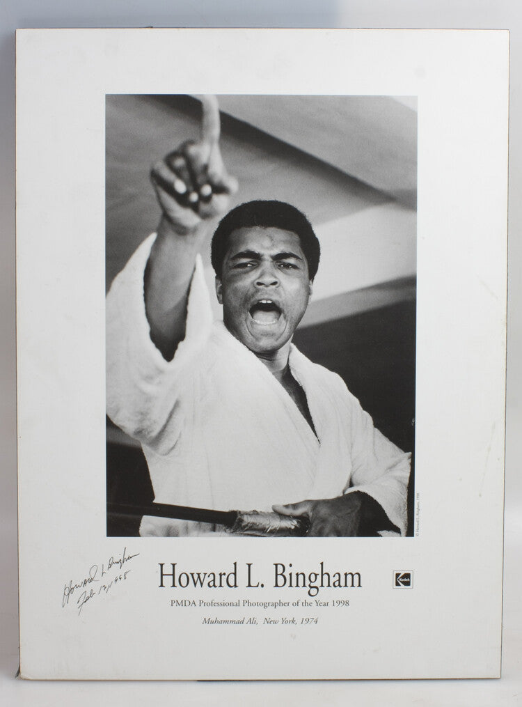 POSTER BOARD PHOTO OF MUHAMMAD ALI BY HOWARD L. BINGHAM - SIGNED