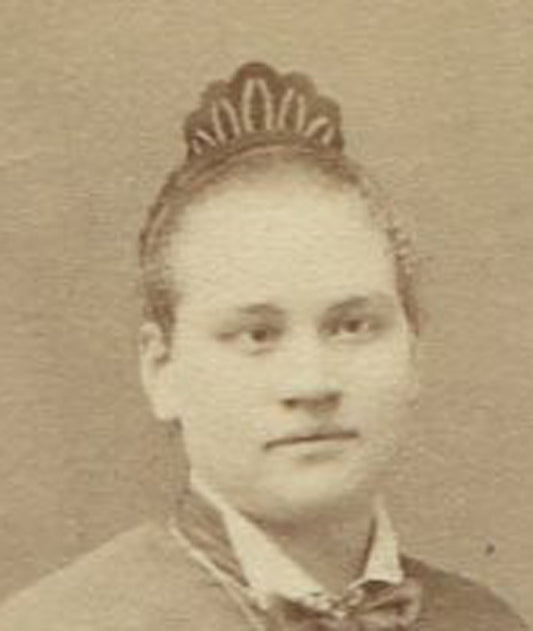 CROSSED EYED WOMAN WEARING TIARA. CDV. ALLEGHENY CITY, PA.