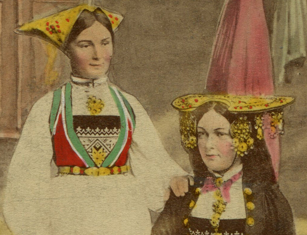 WOMEN,SCANDINAVIAN TRADITIONAL ATTIRE. TINTED CDV. STOCKHOLM, SWEDEN.