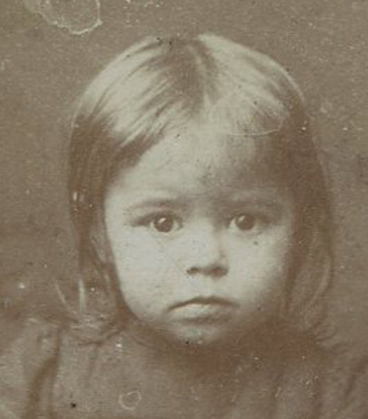 YOUNG TODDLER. STANDING POSE. CDV.