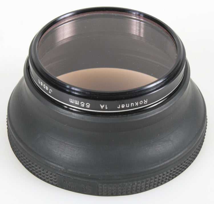 55MM RUBBER LENS HOOD WITH SKY 1A FILTER