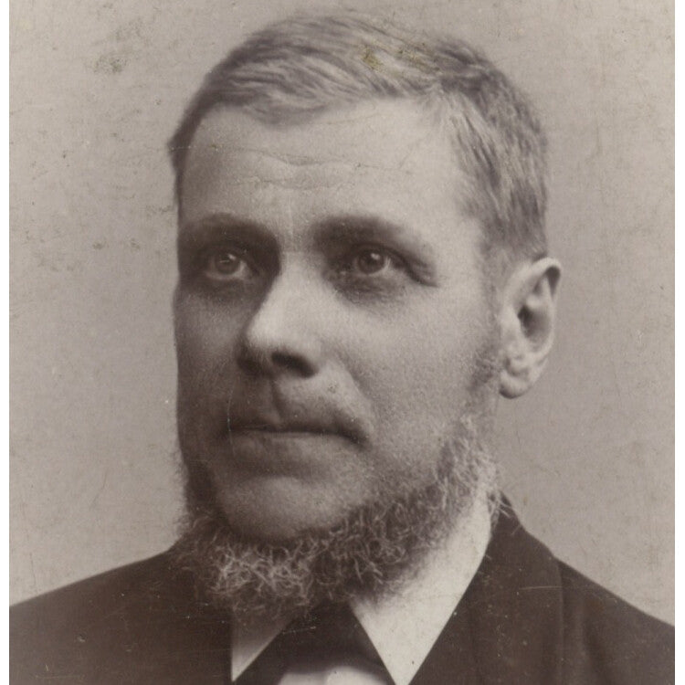 OREBRO/KOPPARBERG, SWEDEN, PHOTO MAN IDED ON BACK