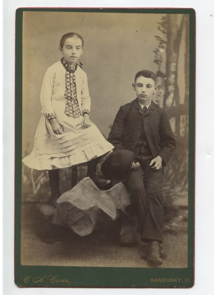 CAB CARD PHOTO SIBLINGS/BOY/GIRL FROM SANDUSKY, OH, BY CROSS