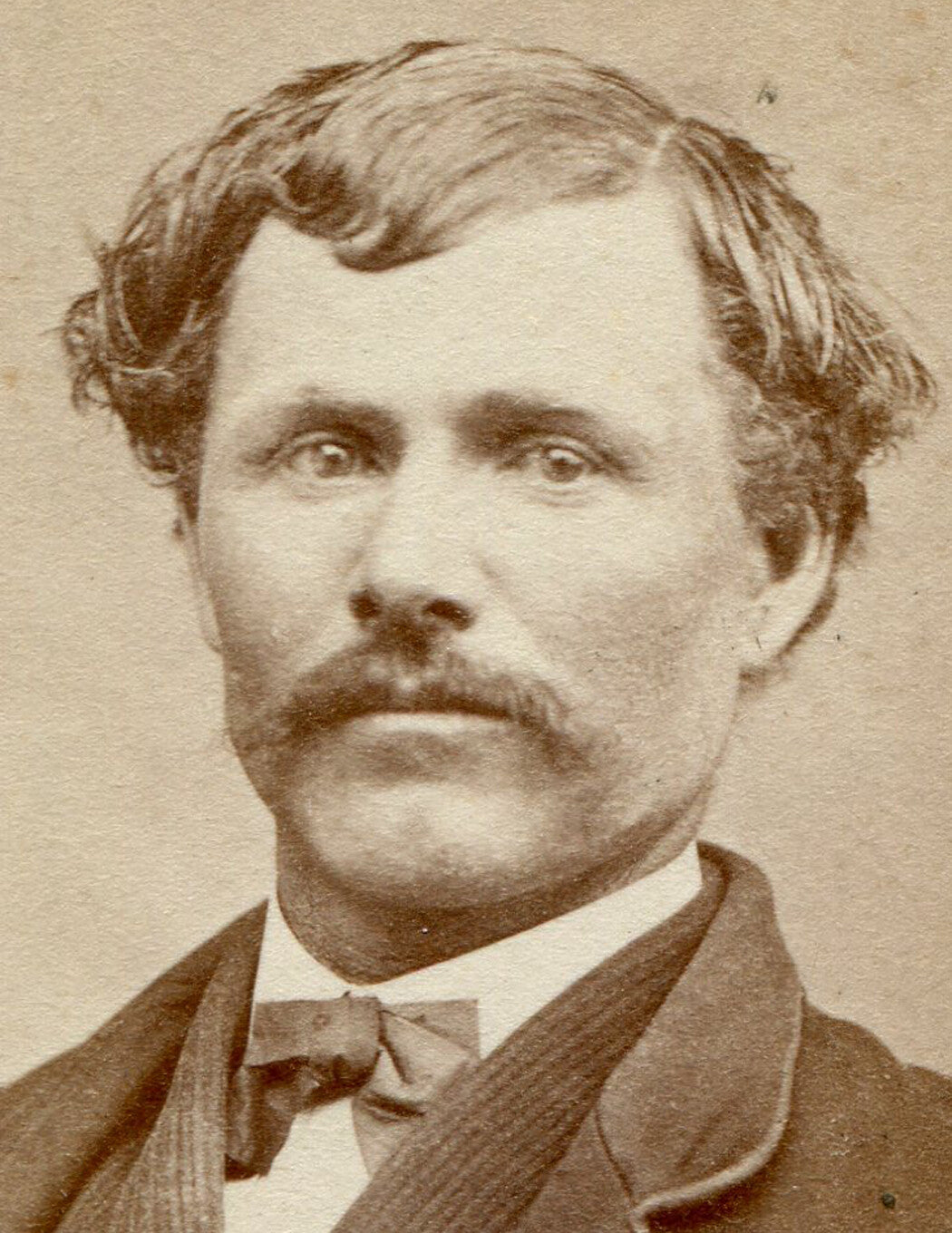 MAN WITH MESSY, UNRULY HAIR. CDV. QUINCY, ILL.