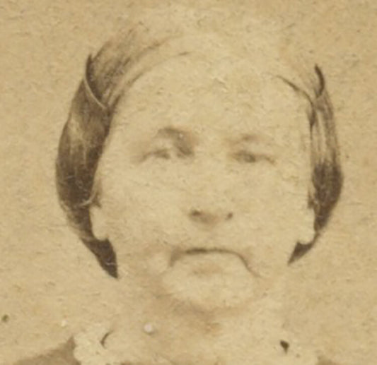CIVIL WAR ERA LADY CDV STUDIO PORTRAIT W/ STAMP