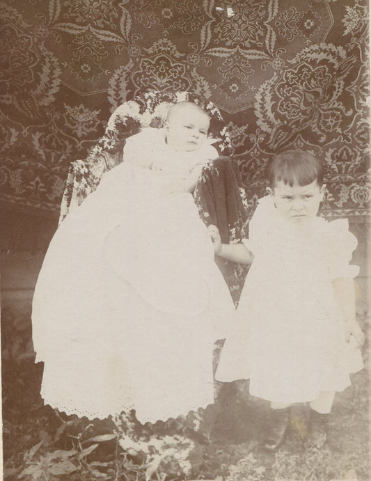 YOUNG SIBLINGS ALREADY DISPOINTED IN LIFE. CABINET CARD.