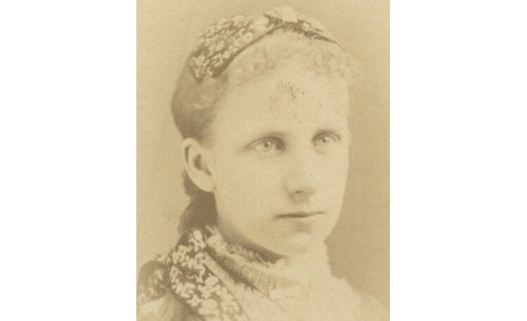 GREAT FALLS, NH, PHOTO BY GARDNER, GIRL W/ LONG HAIR