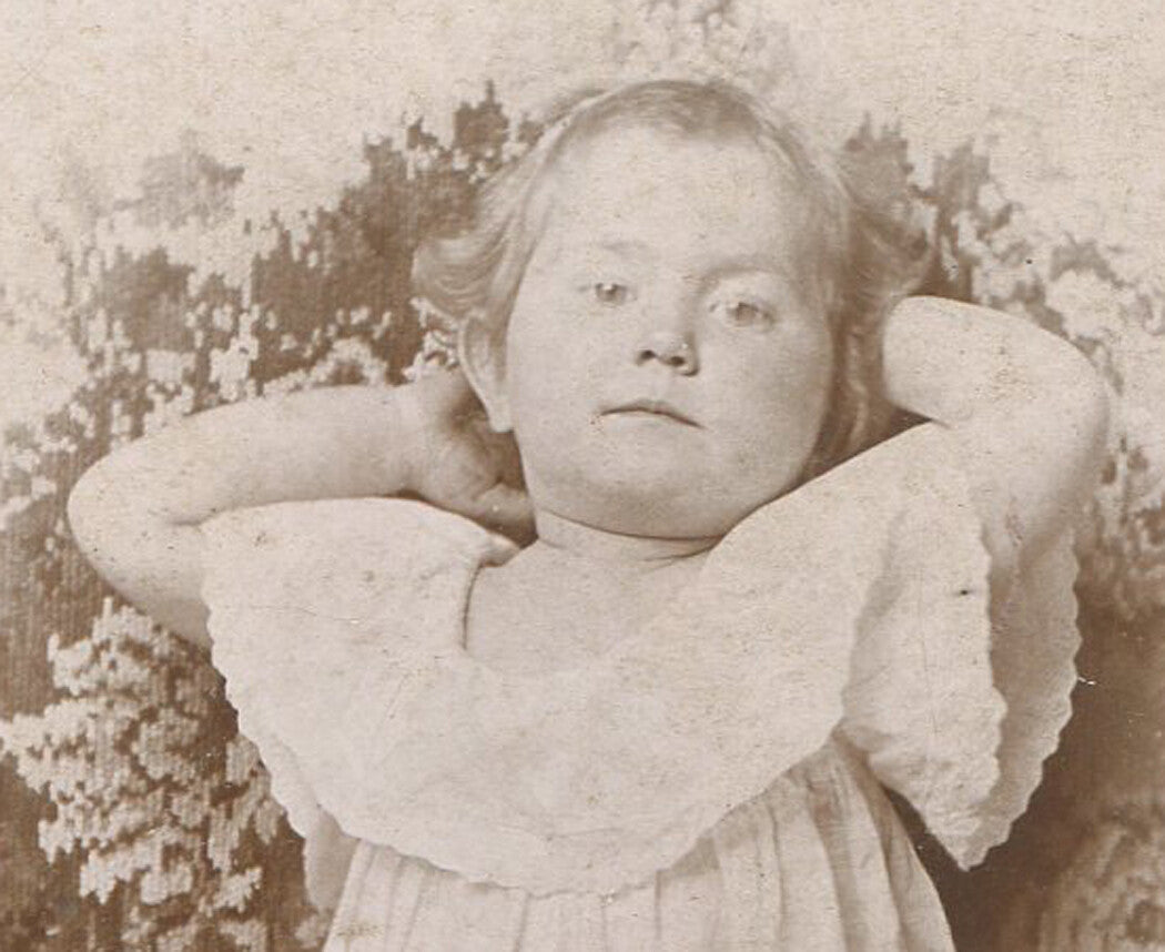 YOUNG GIRL, STANDING POSE WITH HANDS BEHIND HEAD. THEATRICAL. CABINET CARD.