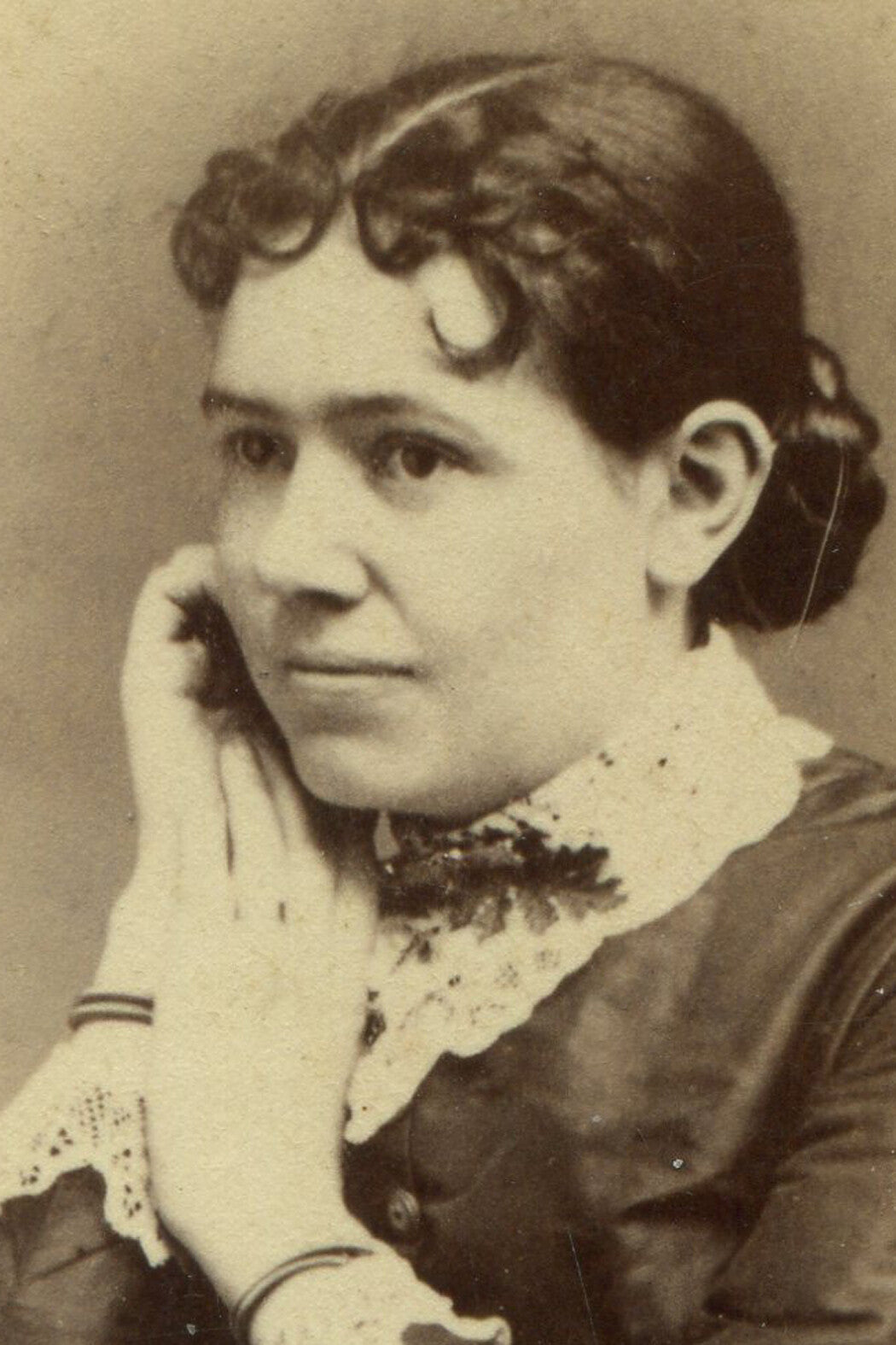 WOMAN WITH BOTH HANDS AT CHEEK. DRAMATIC POSE. CDV.