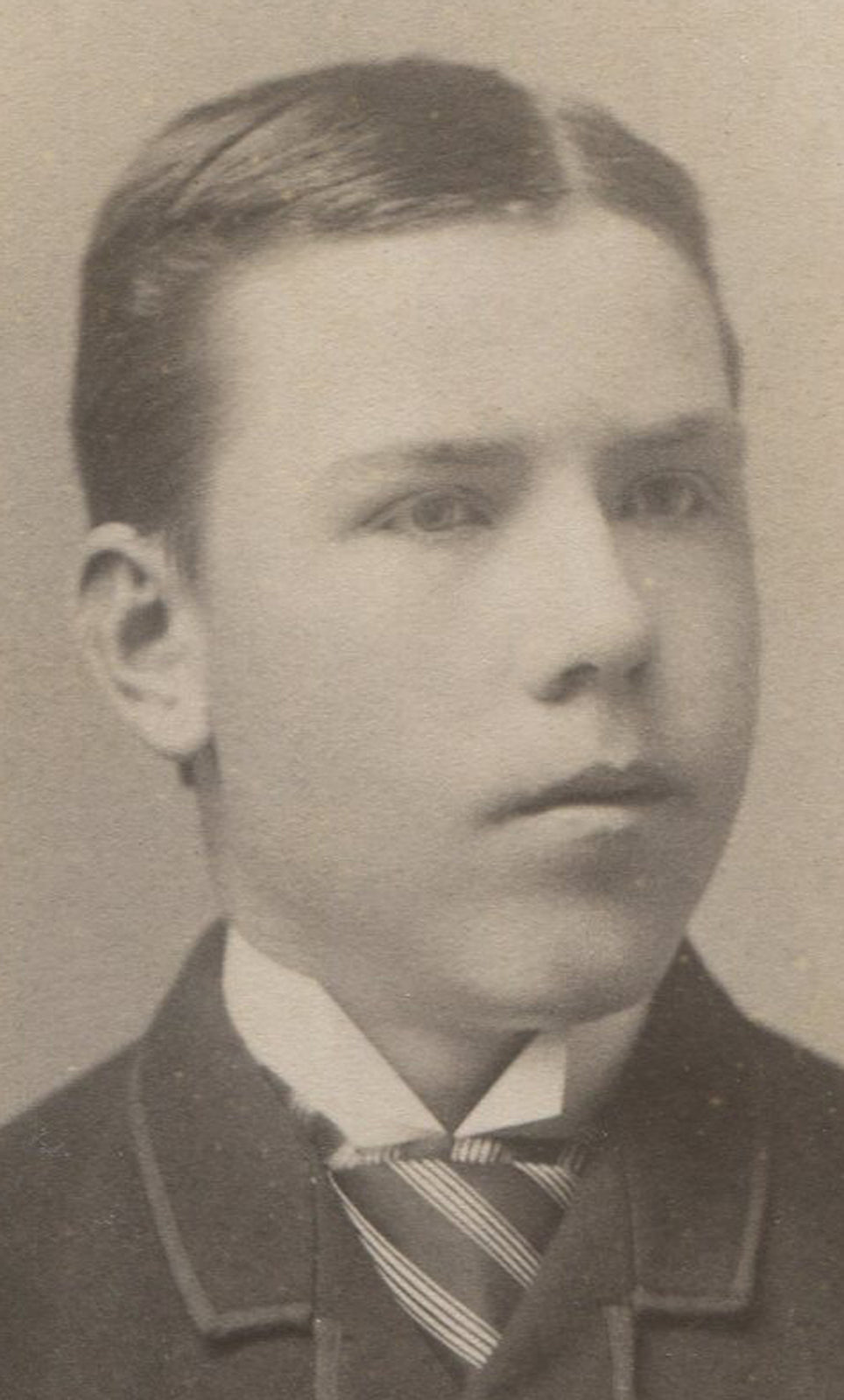 THICK FACED YOUNG MAN, SLICK HAIR AND STRIPED TIE. CABINET CARD. WATERBURY, CONN
