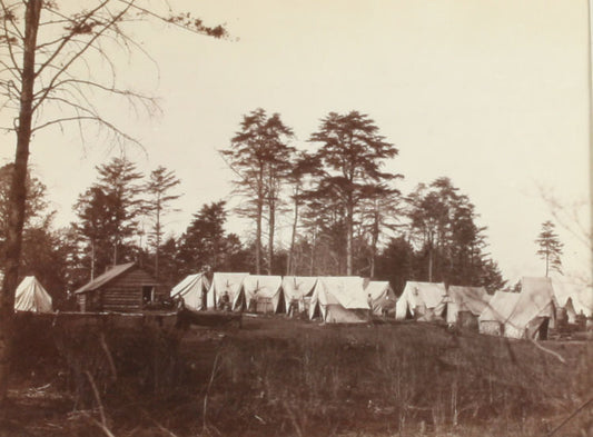 CIVIL WAR MILITARY ENCAMPMENT PHOTOGRAPHER WITH SOLDERS. ALBUMEN. RARE