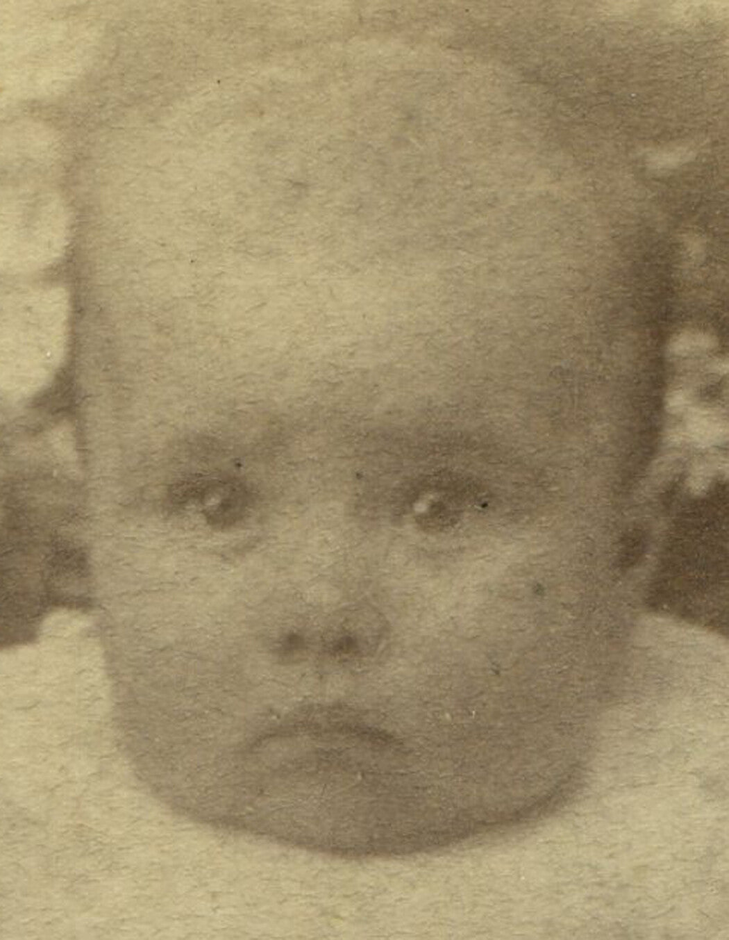 HIDDEN MOTHER W/ BABY. CDV. PRAIRIE CITY, IOWA.