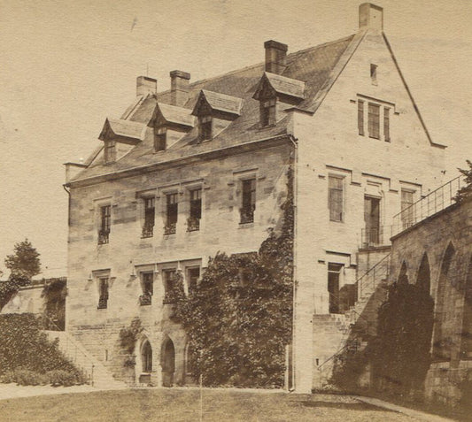 ARCHITECTURAL, STONE BUILDING. BERLIN, GERMANY. CDV.