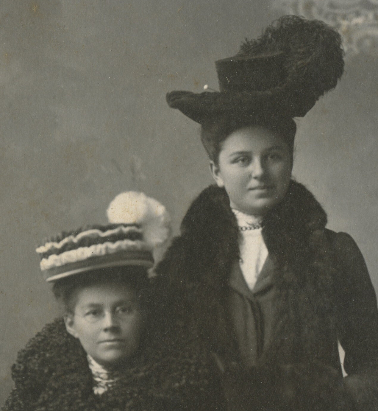 GREAT COATS + HATS, LADIES FROM CAMPBELLFORD, ONTARIO, PHOTO