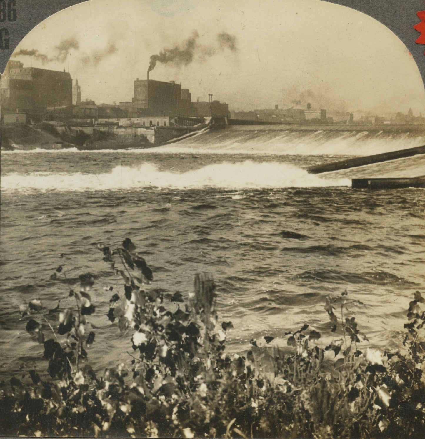 MANUFACTURING VINT PHOTO US INDUSTRIAL PRODUCTION, RIVER