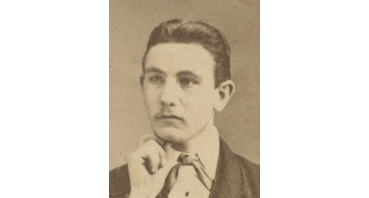 CDV PORTRAIT MAN IN THOUGHTFUL POSE, FROM KIRKCALDY, SCOTLAND